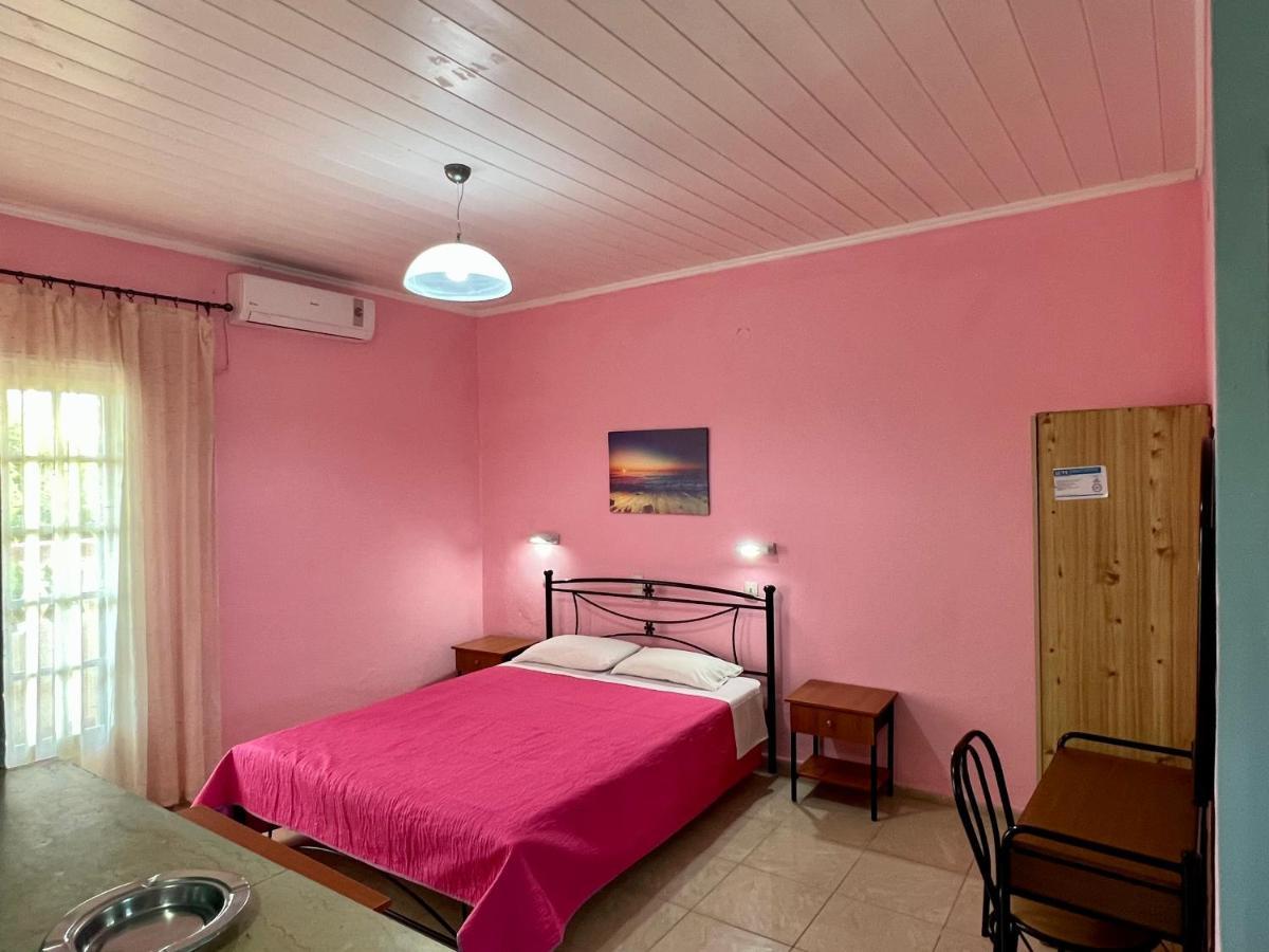 Elena Pool Apart otel Agios Georgios  Dış mekan fotoğraf