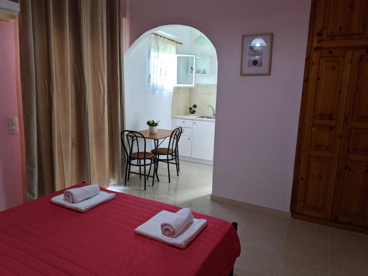 Elena Pool Apart otel Agios Georgios  Dış mekan fotoğraf