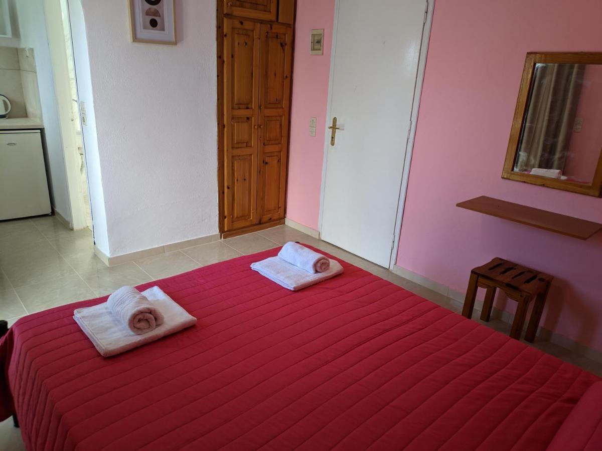 Elena Pool Apart otel Agios Georgios  Dış mekan fotoğraf