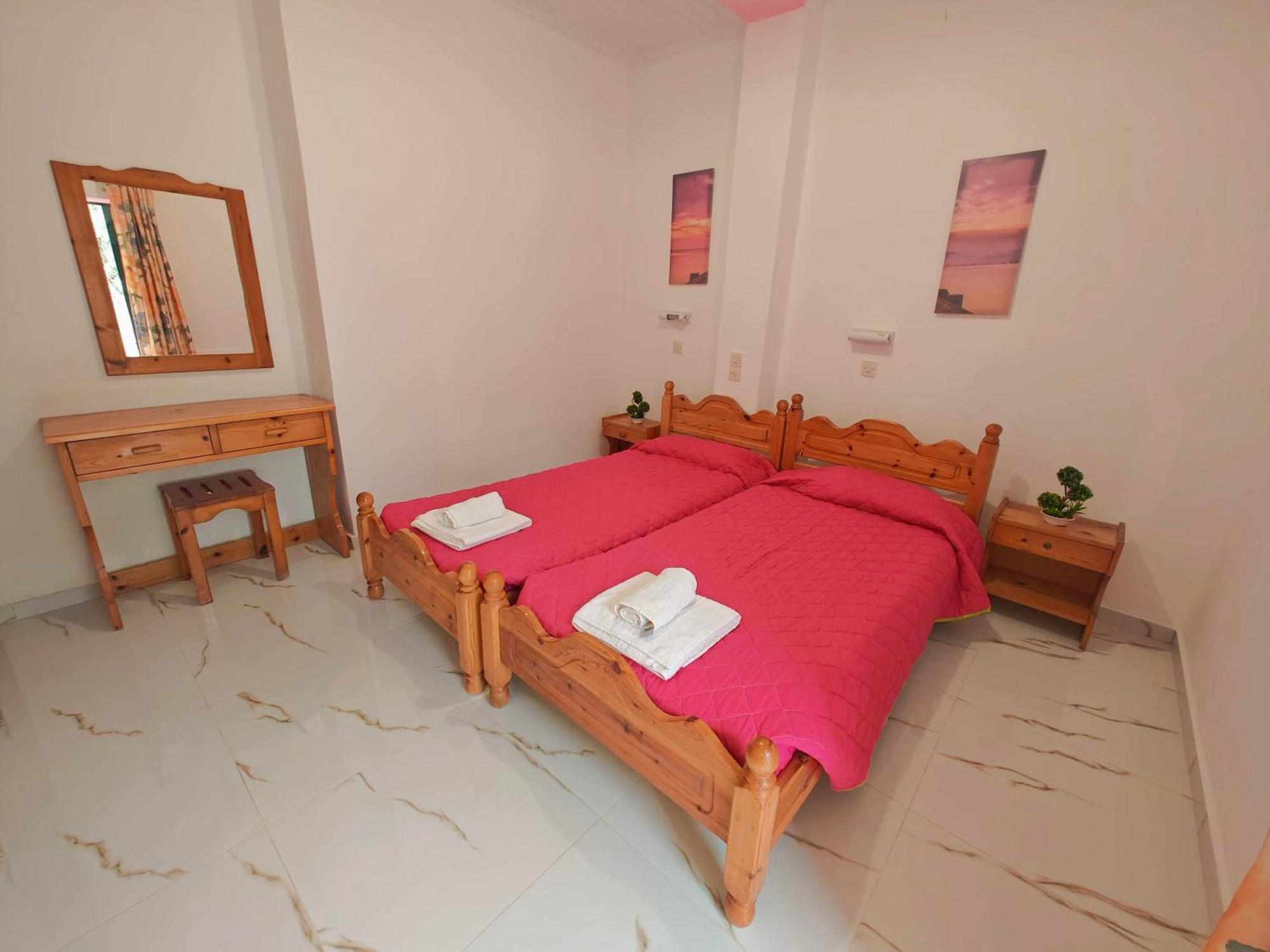 Elena Pool Apart otel Agios Georgios  Dış mekan fotoğraf